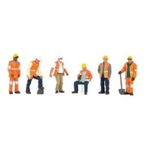  Bachmann Trains Maintenance Workers: Toys & Games