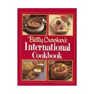   Crockers International Cookbook [Hardcover] Betty Crocker Books