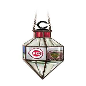   Cincinnati Reds Light Catcher by The Bradford Exchange: Home & Kitchen