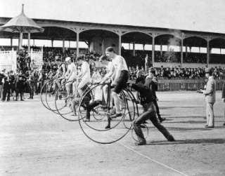 1890 BLACK AND WHITE VINTAGE BICYCLE RACE PHOTO LASTEST INVENTION 