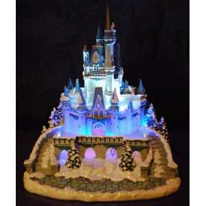  Disney Village Winter Cinderella Castle Figurine Lights 