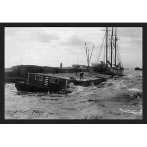  Vintage Art Barge in High Wind   03724 5