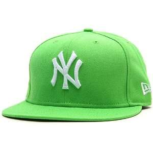   Yankees Basic Lime 59Fifty Fitted Cap Size 8 ¼