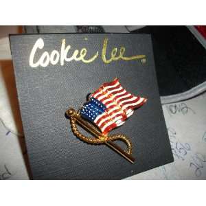 Cookie Lee Gold Enamel American Flag Pin   Large (2 Gold Flagpole 