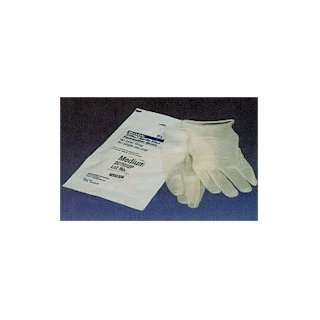 Cardinal Triflex Vinyl Exam Gloves Small Non Sterile Powdered   Box of 