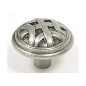  Top Knobs M158 Celtic large knob 1 1/4