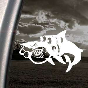  Shark Diving Beach Hunt Decal Truck Window Sticker 