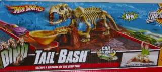 Hot Wheels Tail Bash Dino Playset Race Car Track Set 027084730777 