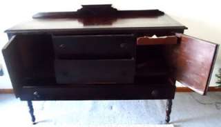   wood Dining Room Sideboards Buffet 2 doors 3 drawers wheels great cond