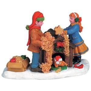   Village Collection Christmas Village Figurine   Decorate the Dog House