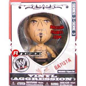   VINYL AGGRESSION 3 WWE WRESTLING ACTION FIGURE (3 TALL): Toys & Games