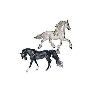  Breyer Smoke & Mirrors Horses: Toys & Games
