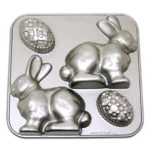 Nordic Ware 3 D Stand Up Easter Bunny Cake Pan:  Home 