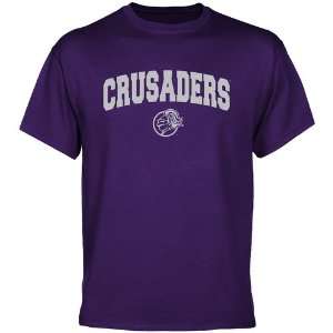 Holy Cross Crusaders Purple Logo Arch T shirt: Sports 