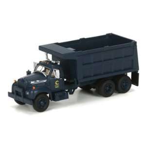    Athearn HO Scale RTR Mack B Dump Truck Chessie Toys & Games