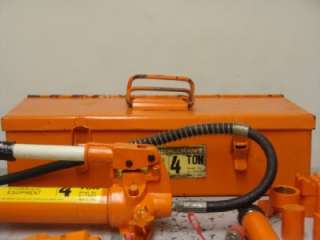 CENTRAL HYDRAULICS 4 TON PORTABLE HYDRAULIC PULLER  