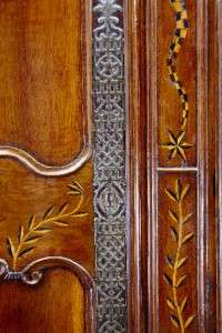 18TH CENTURY ANTIQUE FRENCH YEW WOOD CHESTNUT ARMOIRE  