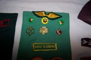 VTG GIRL SCOUTS/BROWNIE ITEMS BADGES/PATCHES/BOOK/PINS  