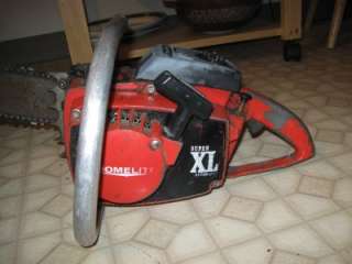 HOMELITE SUPER XL AUTOMATIC CHAINSAW APROX. 17 INCHES  
