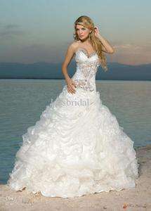   Elegant Applique Crystals Beaded Ball gown Wedding dress Bridal gown
