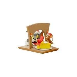    Tom & Jerry Vignette Collection Christmas Figure 4: Toys & Games