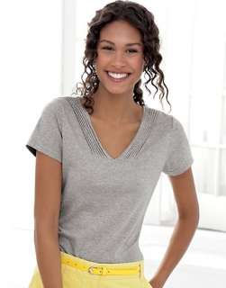   Signature Womens Ultimate Stretch Cotton V Neck T Shirt   style 02420