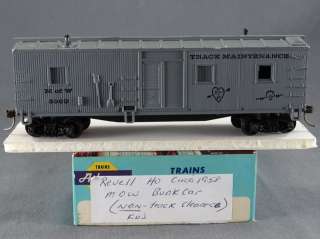 DTD TRAINS   HO SCALE REVELL MOW BUNK CAR TRACK MAINTENANCE M OF W 