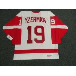  Signed Steve Yzerman Jersey   2002 Stanley Cup   Autographed 