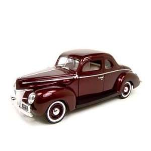  1940 FORD COUPE 1:18 SCALE DIECAST MODEL: Toys & Games