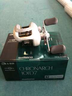 New Shimano Chronarch 101 LH Fishing Reel   CH101D7 NIB  