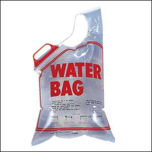 Brand New 2 Quart Capacity Hydration Water Bag Great For Hiking 