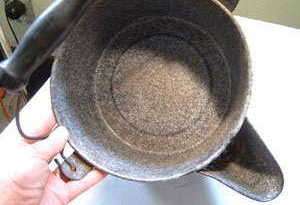 Old Enamel Ware Graniteware RARE Stock Pot with large pour Spout and 