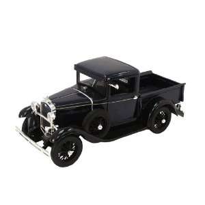  1/18 1931 Ford Pickup Truck Signature Models: Toys & Games