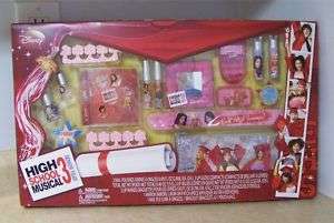 High School Musical 3 Cosmetic set NEW 16 pc  