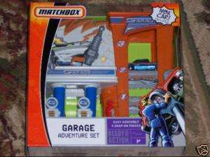 Matchbox Garage Adventure Set NIB H8437  