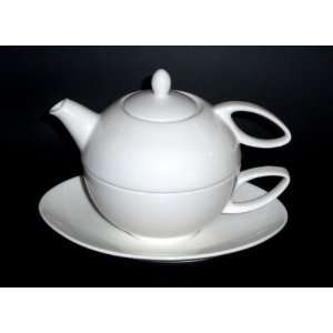9213     Tea for One    Teekanne und Tasse    Fine China     Serie 