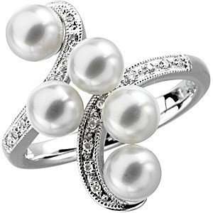  Fabulous Freshwater Cultured Pearl & Diamond Ring set in 