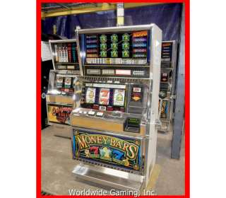   Slot Machine, Money Bars, Quarter Token, Beautiful 3 Reel Slot Machine